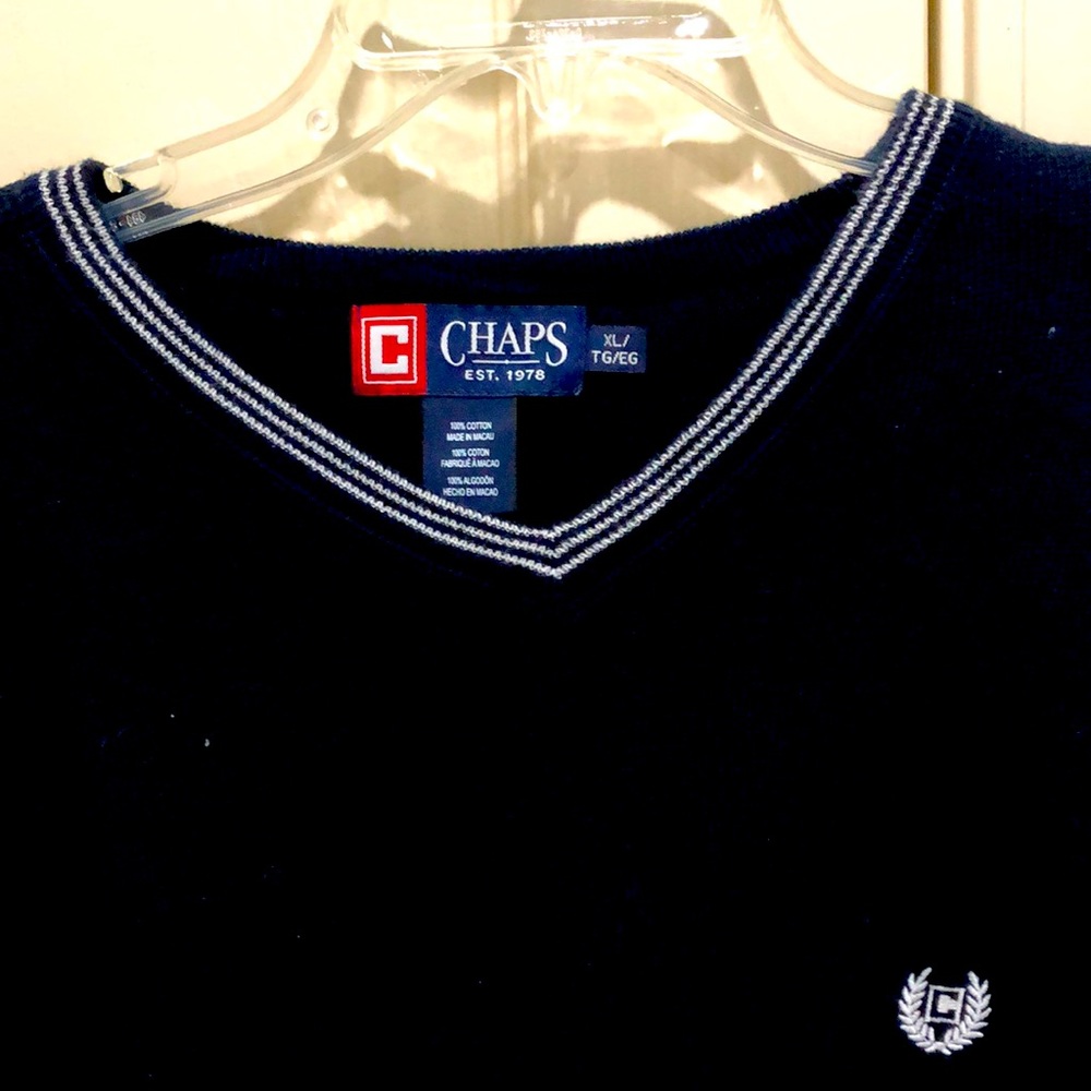 NWOT. Chaps Men’s sweater